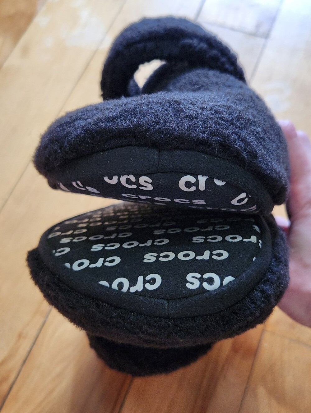 Crocs Classic Cozzzy Slipper in Black - W9 - Picture 11 of 11